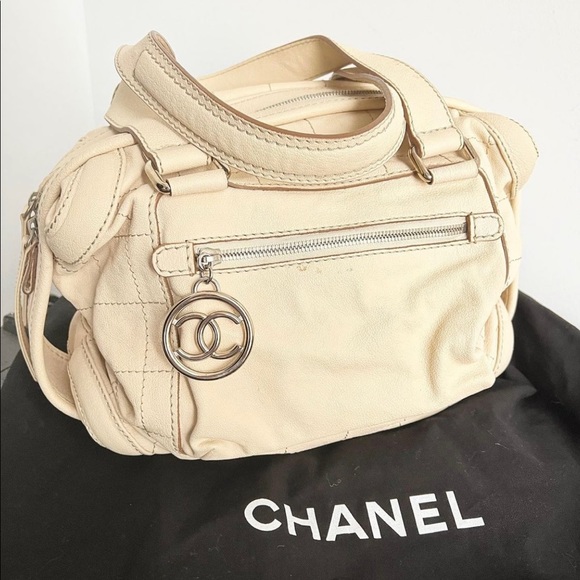 PreLoved Chanel Bowling Bag - Picture 1 of 2